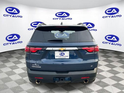 2022 Chevrolet Traverse LT Leather