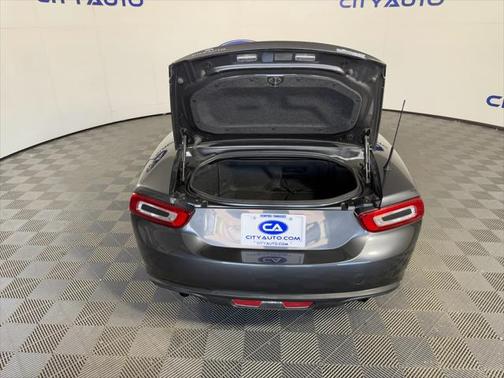 2017 FIAT 124 Spider Base