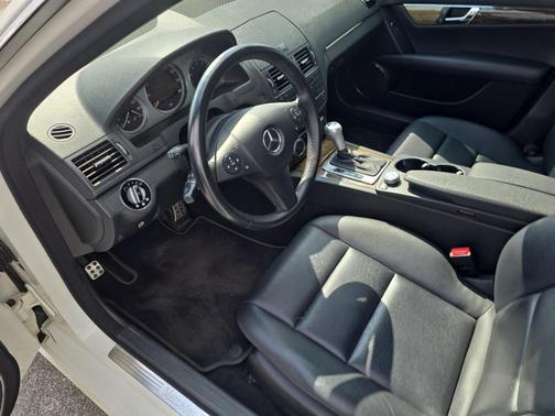 Arctic White 2008 Mercedes-Benz C-Class Sport