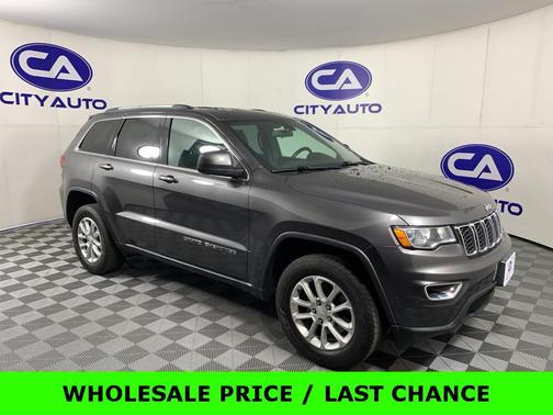 Granite Crystal Metallic Clearcoat 2021 Jeep Grand Cherokee Laredo