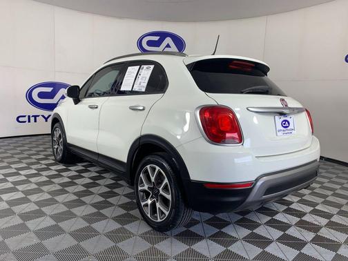 Bianco Gelato (White Clear Coat) 2017 FIAT 500X Trekking