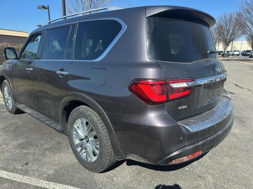 2024 INFINITI QX80 Luxe