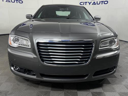 2011 Chrysler 300 Limited