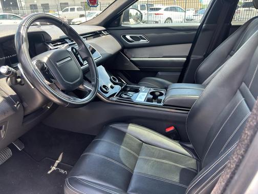 Fuji White 2019 Land Rover Range Rover Velar R-Dynamic SE