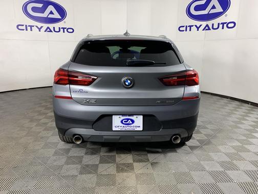2023 BMW X2 sDrive28i