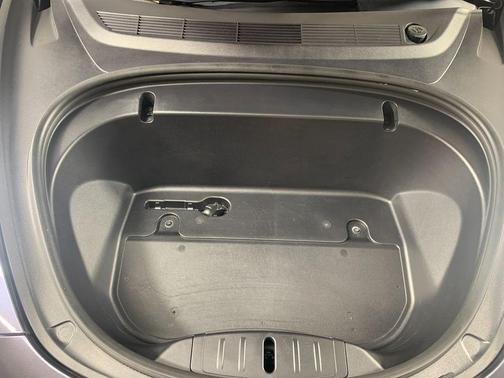 Midnight Silver Metallic 2020 Tesla Model 3 Long Range