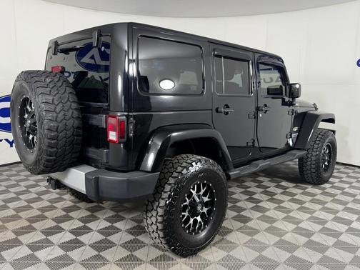 2012 Jeep Wrangler Unlimited Sahara