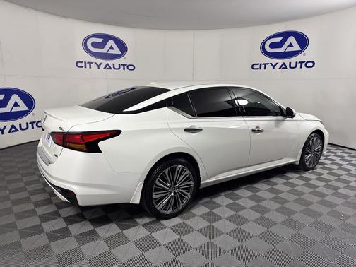 2023 Nissan Altima 2.5 SL