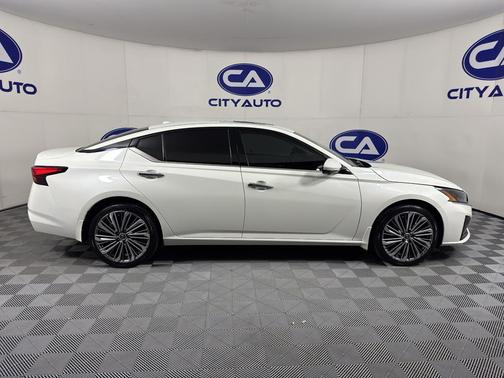 2023 Nissan Altima 2.5 SL