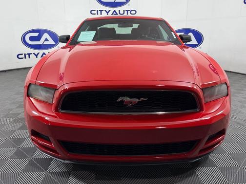 2014 Ford Mustang V6