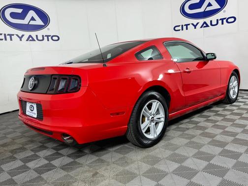 2014 Ford Mustang V6