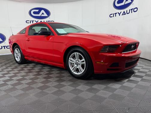 2014 Ford Mustang V6
