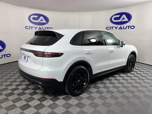 2019 Porsche Cayenne Cayenne