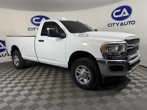 2023 RAM 3500 Tradesman Regular Cab 4x4 8' Box