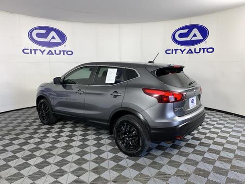Gun Metallic 2019 Nissan Rogue Sport S