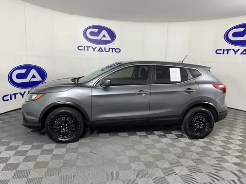 Gun Metallic 2019 Nissan Rogue Sport S