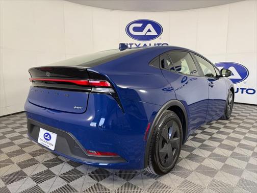 2023 Toyota Prius LE