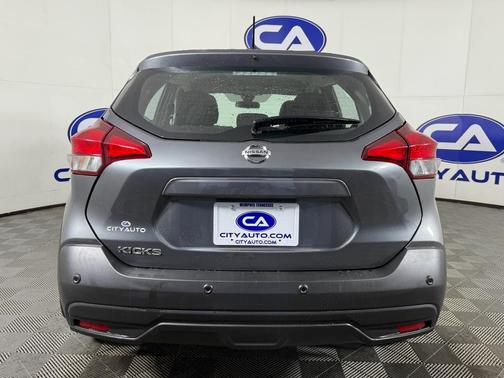 2020 Nissan Kicks S