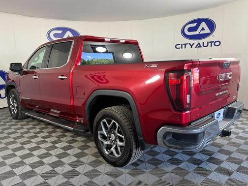 2022 GMC Sierra 1500 SLT
