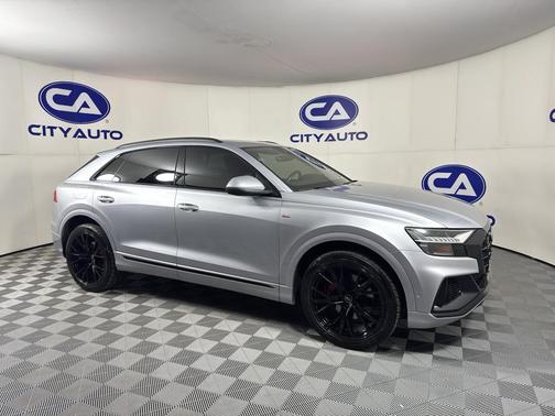 2021 Audi Q8 55 Premium Plus