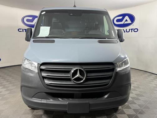 2022 Mercedes-Benz Sprinter 2500 Standard Roof
