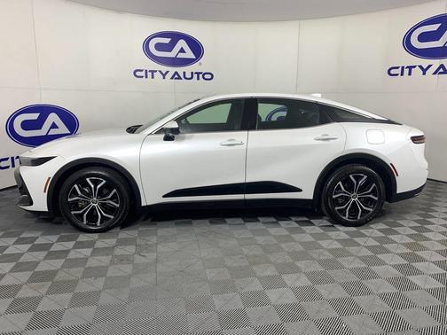 2023 Toyota Crown XLE