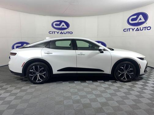 2023 Toyota Crown XLE