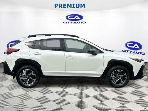 Crystal White Pearl 2024 Subaru Crosstrek Premium