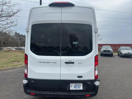 2024 Ford Transit-350 XLT