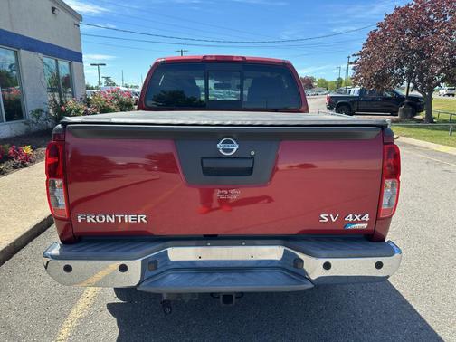 Cayenne Red Metallic 2019 Nissan Frontier SV