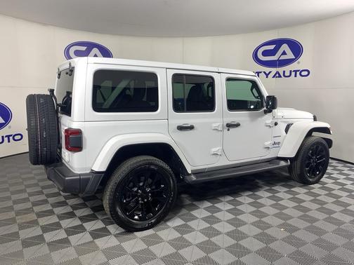 2022 Jeep Wrangler Unlimited 4xe Sahara