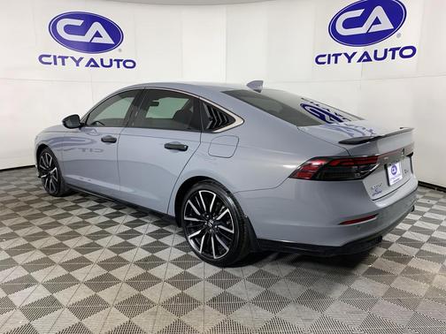 2023 Honda Accord Hybrid Touring