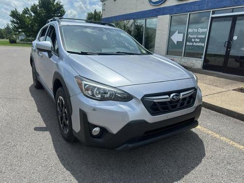 Ice Silver Metallic 2021 Subaru Crosstrek Premium