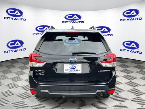 2022 Subaru Forester Premium