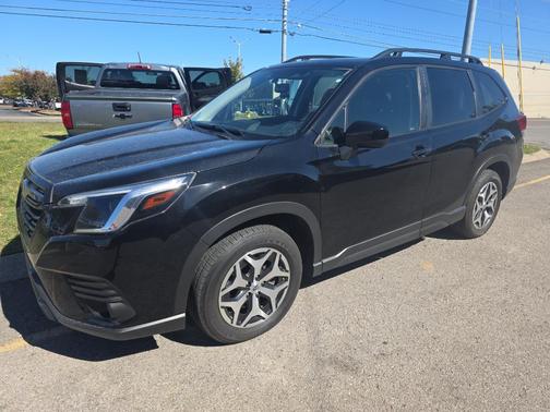 2022 Subaru Forester Premium