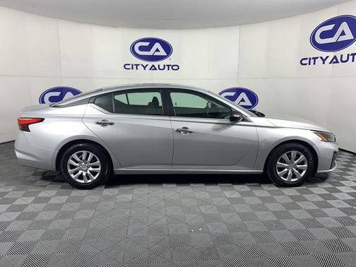 2024 Nissan Altima S FWD