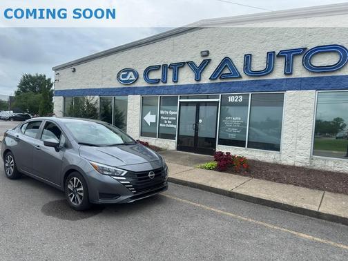 Gun Metallic 2025 Nissan Versa 1.6 SV