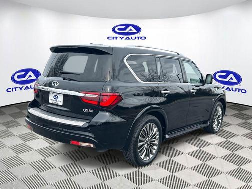 2019 INFINITI QX80 Luxe