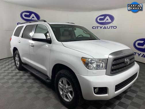 2017 Toyota Sequoia SR5