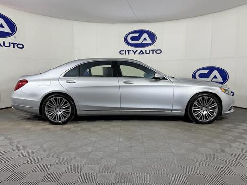 2015 Mercedes-Benz S-Class S550