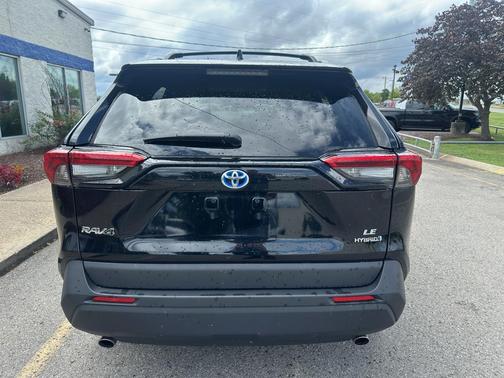 Midnight Black Metallic 2022 Toyota RAV4 Hybrid LE