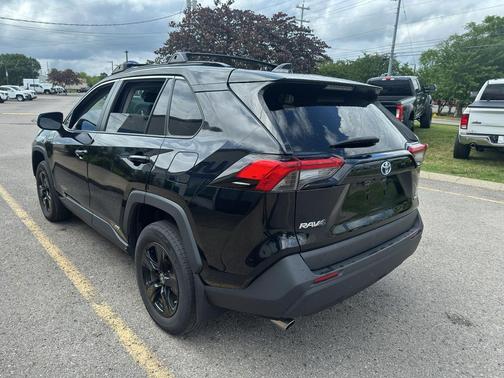 Midnight Black Metallic 2022 Toyota RAV4 Hybrid LE