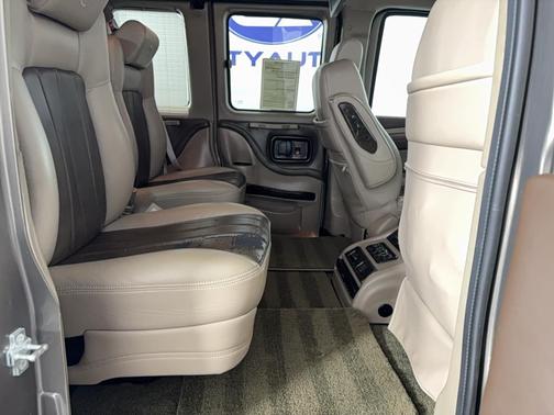 2014 GMC Savana 1500 Upfitter
