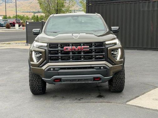 Deep Bronze Metallic 2024 GMC Canyon AT4