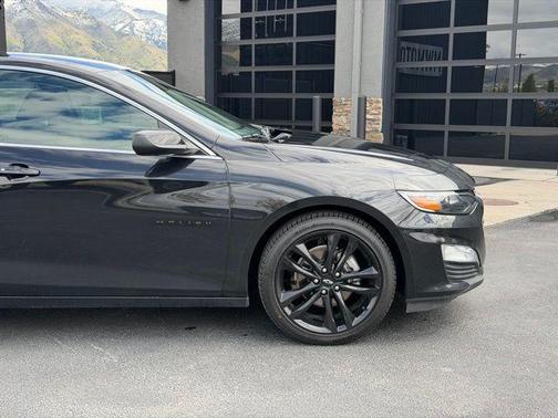 Black 2024 Chevrolet Malibu LT