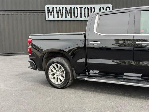 Black 2021 Chevrolet Silverado 1500 High Country