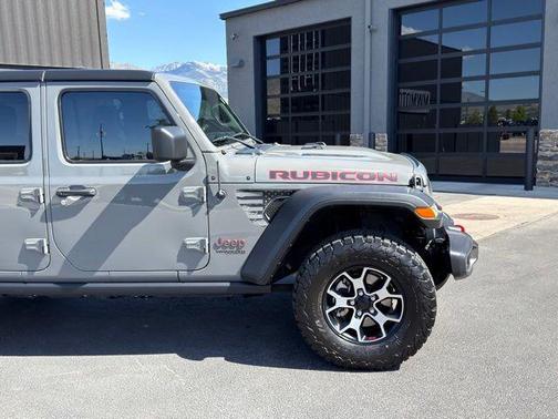 Sting Gray Clearcoat 2022 Jeep Wrangler Unlimited Rubicon
