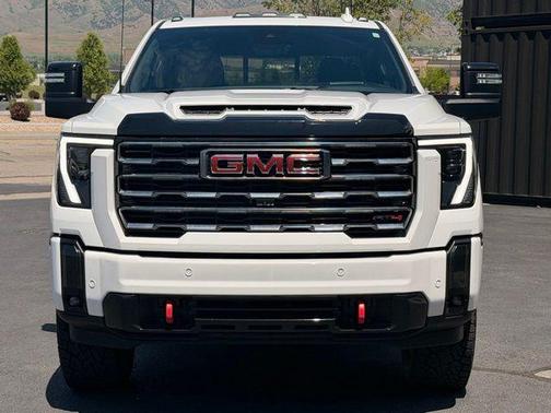 Summit White 2025 GMC Sierra 3500 AT4