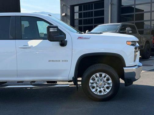 Summit White 2023 Chevrolet Silverado 2500 LT