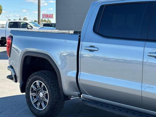 Sterling 2024 GMC Sierra 1500 AT4